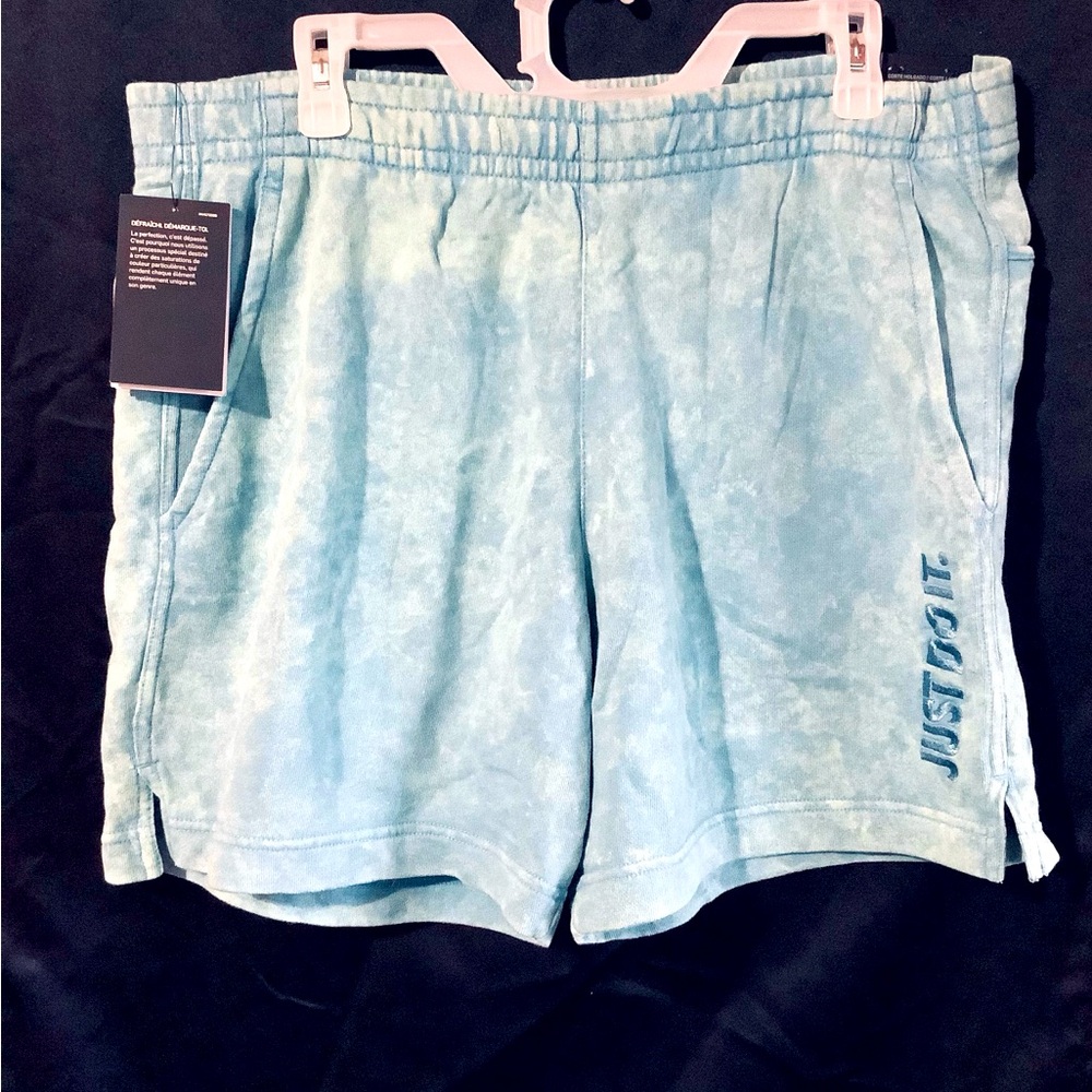 Nike men’s shorts